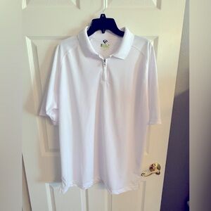 Eagle Dry Goods E Golf Performance
Pique Advantage White Raglan Polo 1/4
Zip
